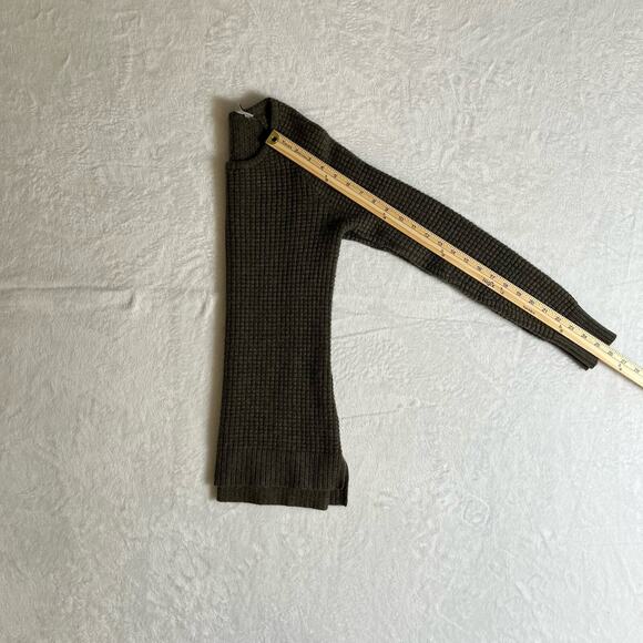 Womens Waffle Knit Cashmere Sweater Sz XS Green Minimalist Capsule Wardrobe Soft - Picture 8 of 8